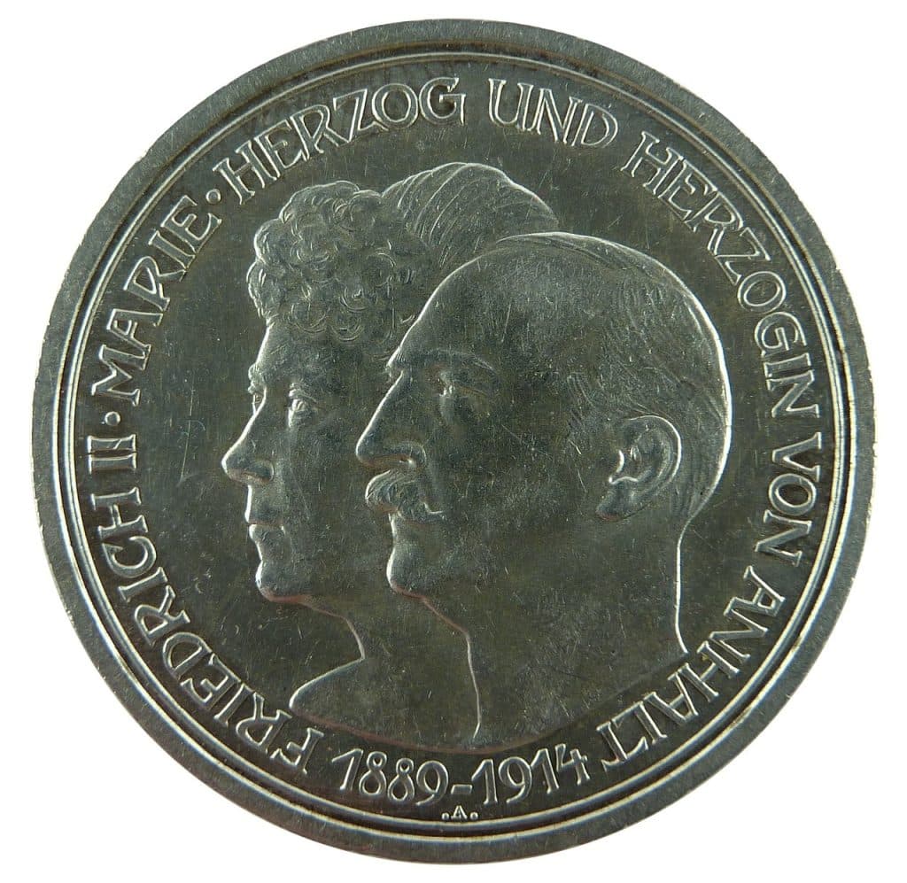 découvrez notre collection exclusive de pièces commémoratives 2027, alliant histoire et valeur pour les passionnés de numismatique.