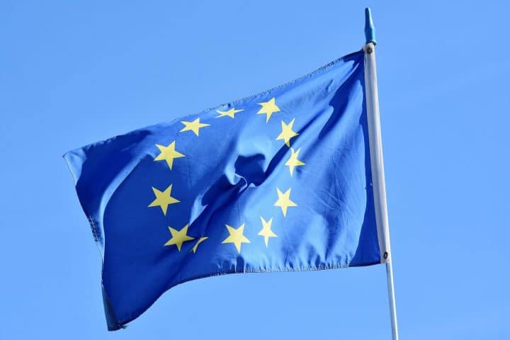 découvrez tout sur l'euro 2026 aux pays-bas : calendrier, équipes, lieux des matchs et dernières actualités du tournoi.