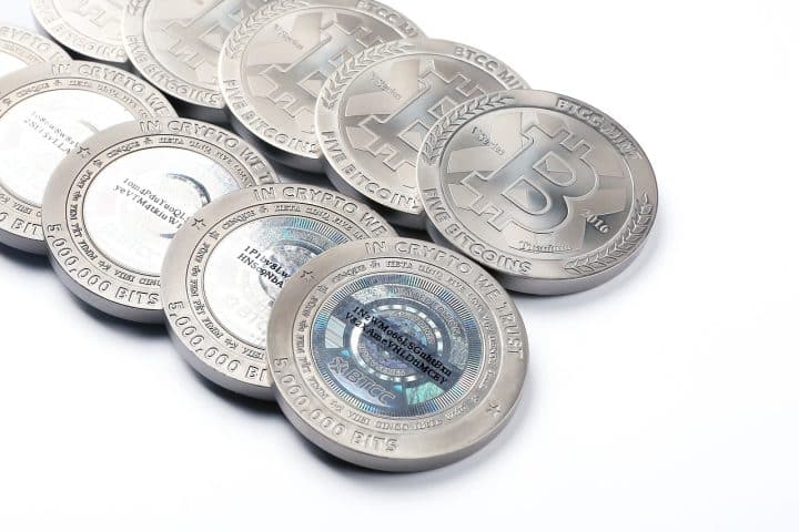 découvrez l'univers de la numismatique : l'étude et la collection des monnaies, médailles et billets de banque au fil de l'histoire.