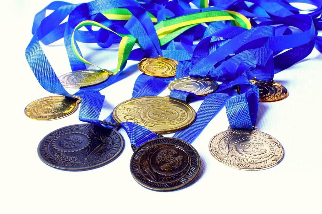 découvrez des pièces de monnaie rares et uniques liées aux jeux olympiques, parfaites pour les collectionneurs et passionnés d'histoire olympique.